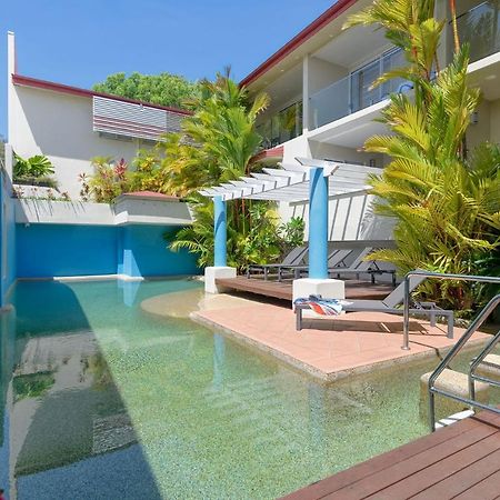 Macrossan House Boutique Holiday Apartments Port Douglas Kültér fotó
