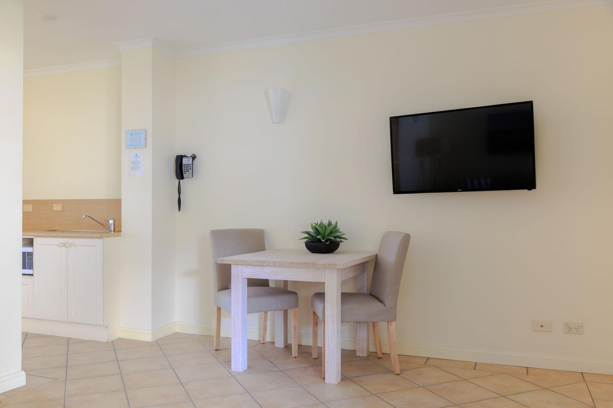 Macrossan House Boutique Holiday Apartments Port Douglas Kültér fotó