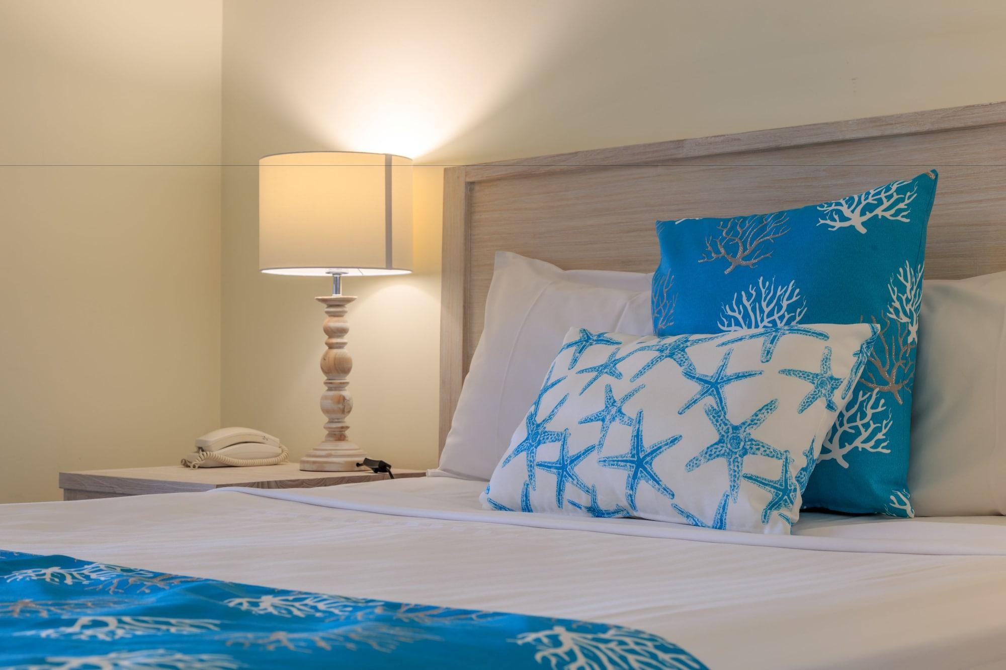 Macrossan House Boutique Holiday Apartments Port Douglas Kültér fotó