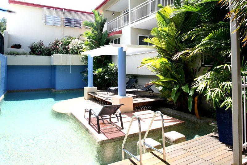 Macrossan House Boutique Holiday Apartments Port Douglas Kültér fotó
