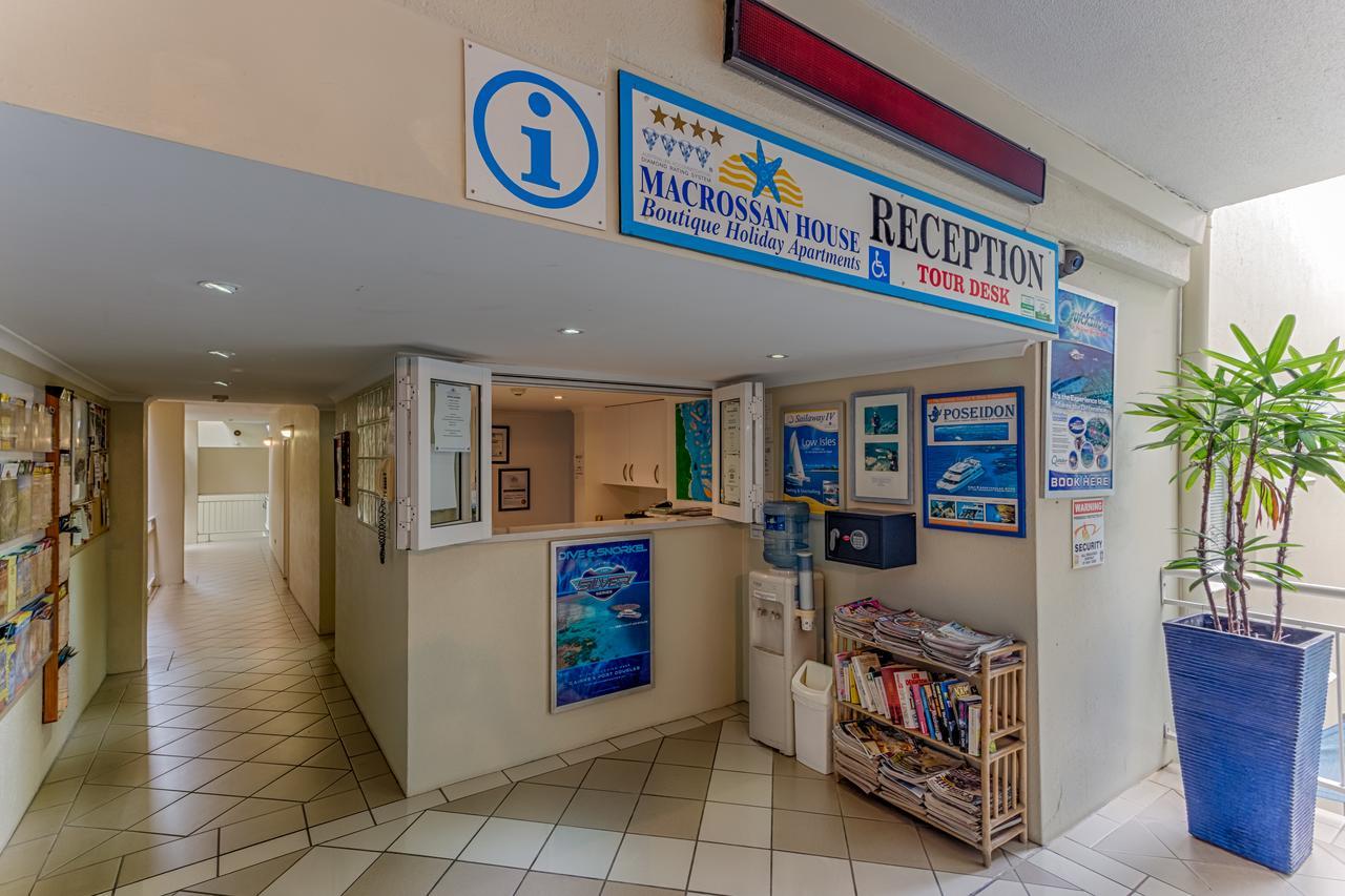 Macrossan House Boutique Holiday Apartments Port Douglas Kültér fotó