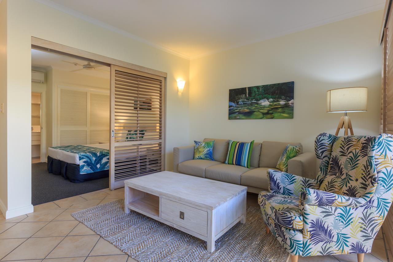 Macrossan House Boutique Holiday Apartments Port Douglas Kültér fotó
