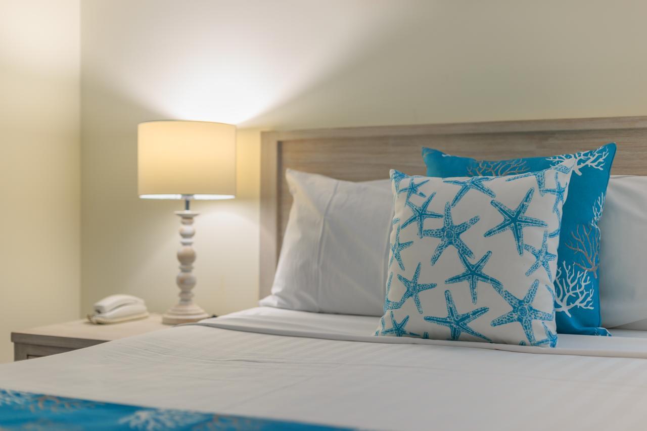 Macrossan House Boutique Holiday Apartments Port Douglas Kültér fotó