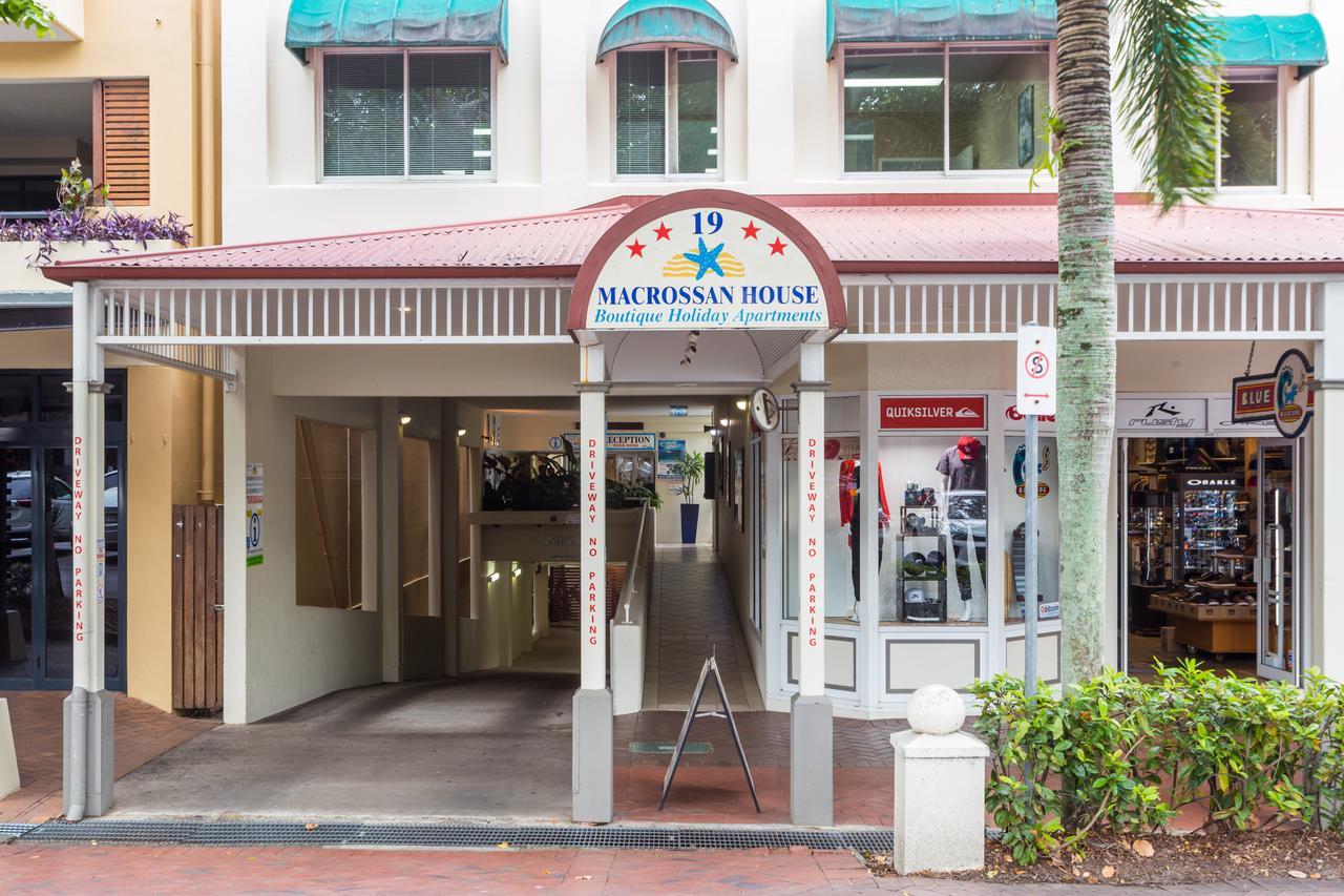 Macrossan House Boutique Holiday Apartments Port Douglas Kültér fotó